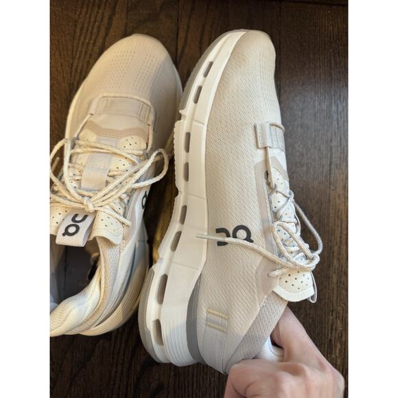 On Cloud Cloudnova 2 Sneaker White Women's Size 9 - Picture 11 of 13